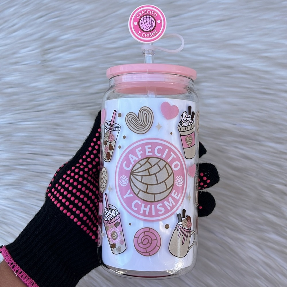 Cafecito  y Chisme glass can 16oz